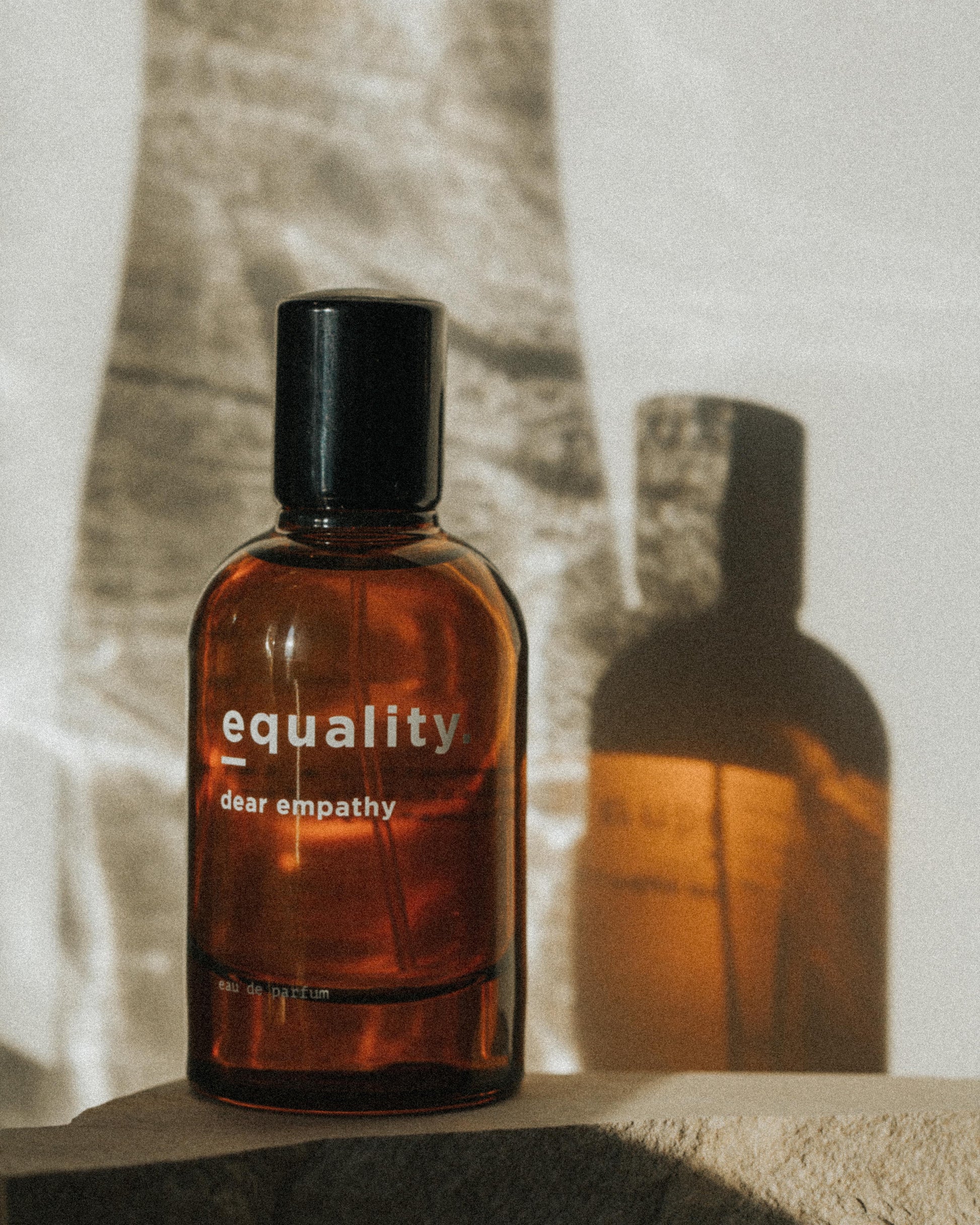 Dear Empathy fragranza floreale legnosa unisex EQUALITY