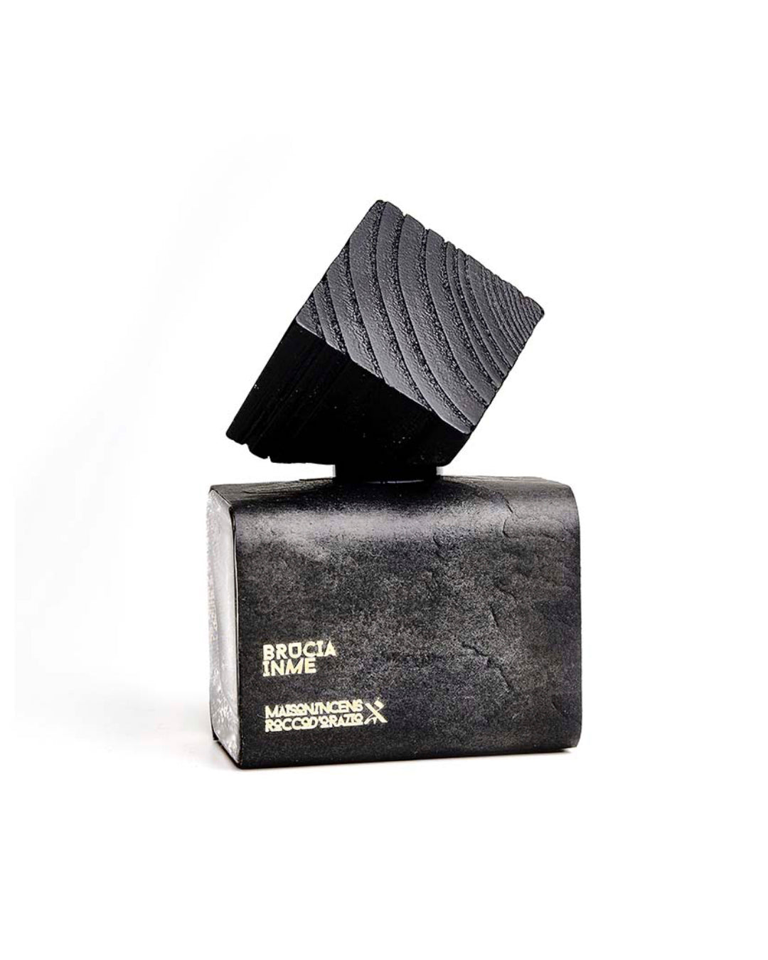Brucia in Me Eau de Parfum Maison Incens 50ml - fragranza unisex legnosa con incenso e cocco bruciato