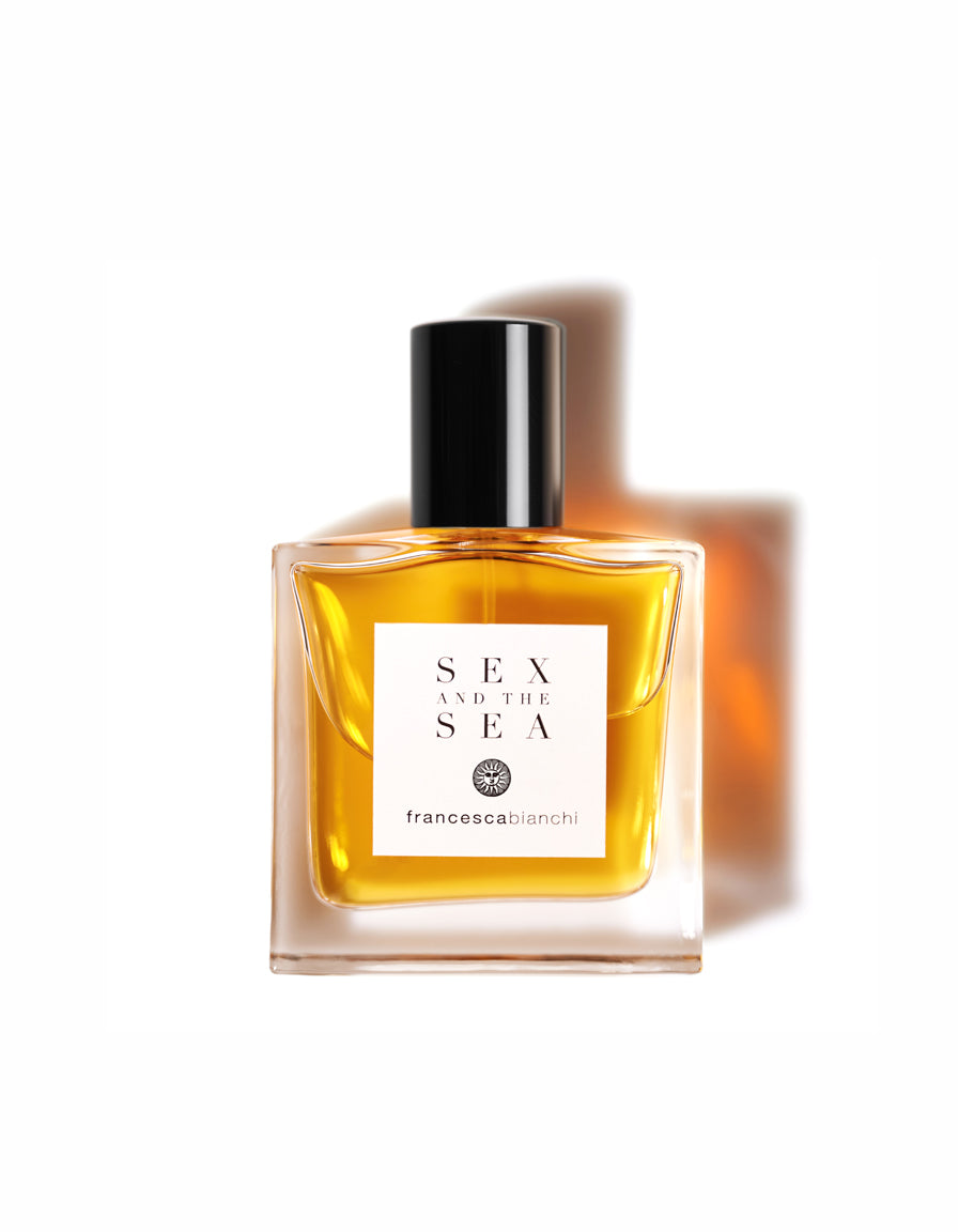 Sex and the Sea Extrait de Parfum – fragranza orientale floreale e fruttata con cocco, rosa, ambra grigia e vaniglia – Francesca Bianchi per VENOM BEAUTYQUE